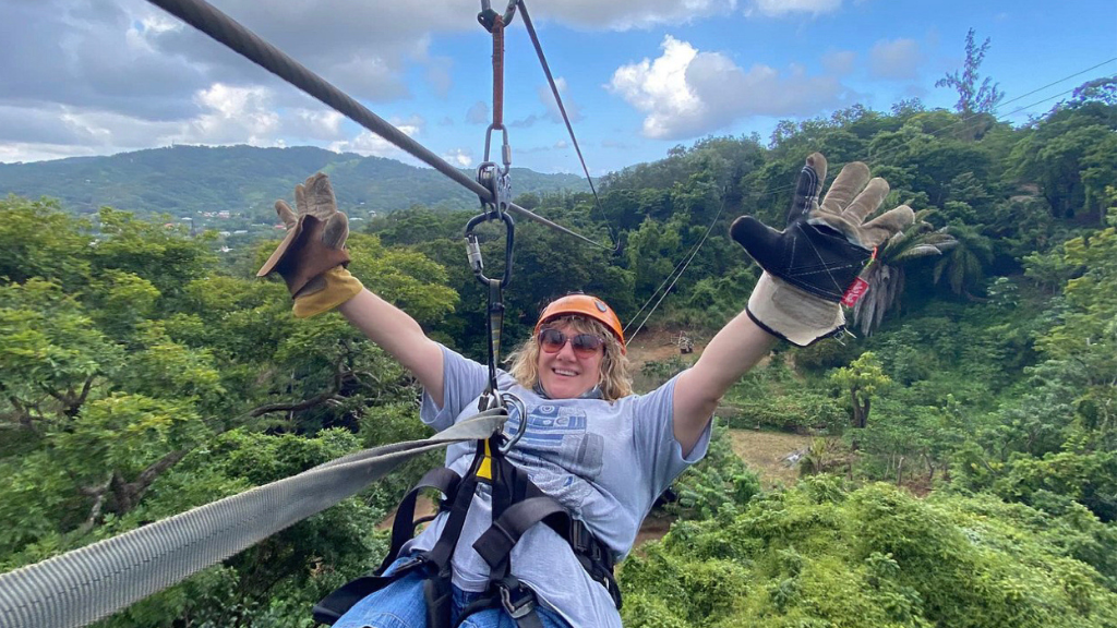 Let's See Roatan Tours